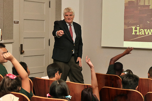 Chief Justice Mark Recktenwald with 3rd grade students visiting the Judiciary History Center, Sept. 15, 2017.